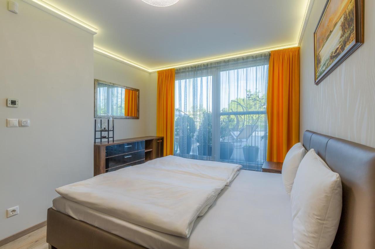Admiral Luxury IV Apartman By Bltn Apartman Siófok Kültér fotó