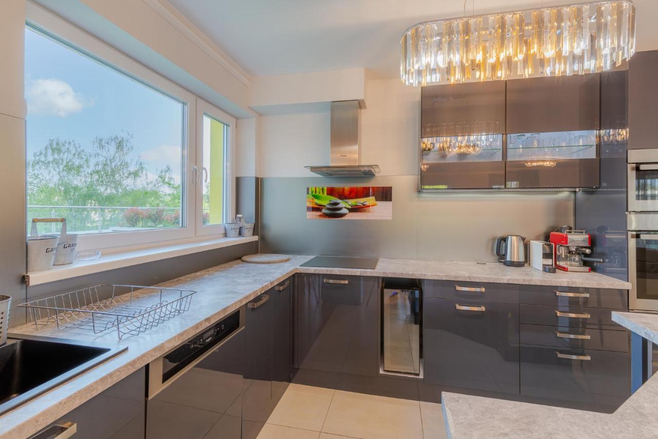 Admiral Luxury IV Apartman By Bltn Apartman Siófok Kültér fotó